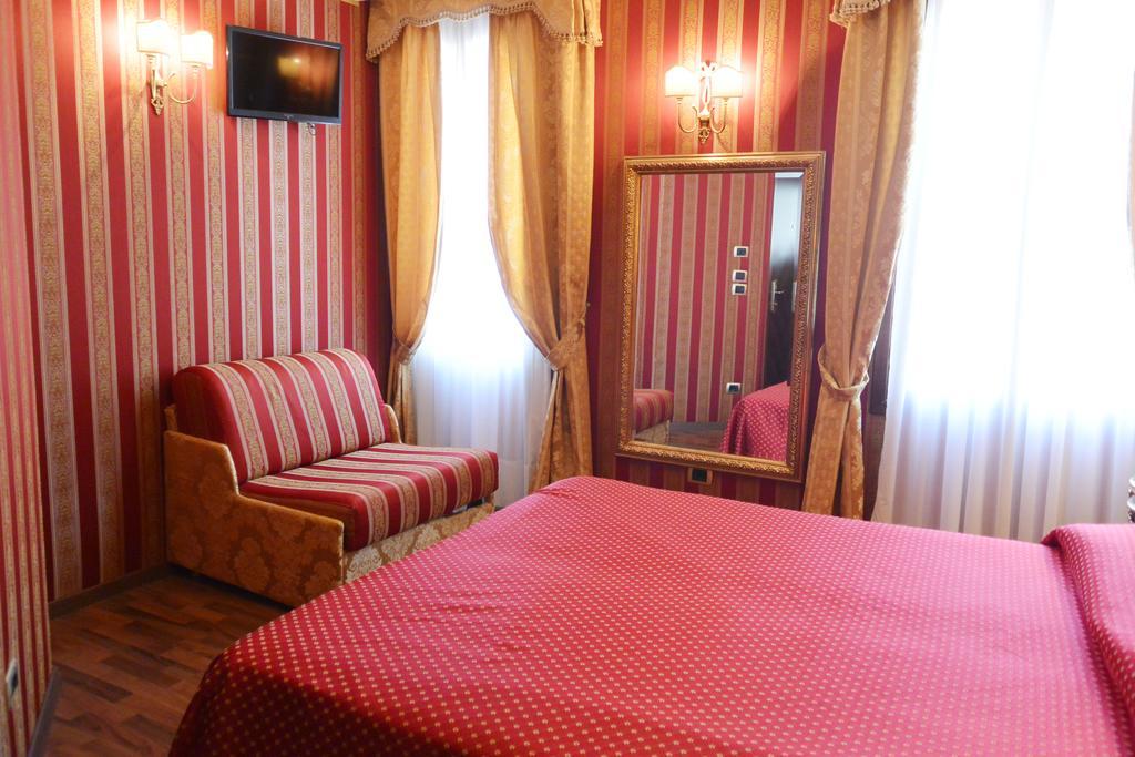 Hotel Citta Di Milano Венеція Екстер'єр фото