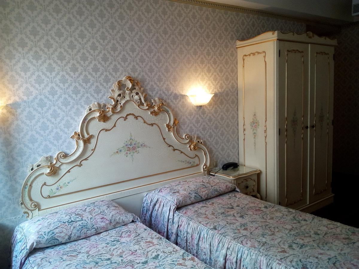 Hotel Citta Di Milano Венеція Екстер'єр фото